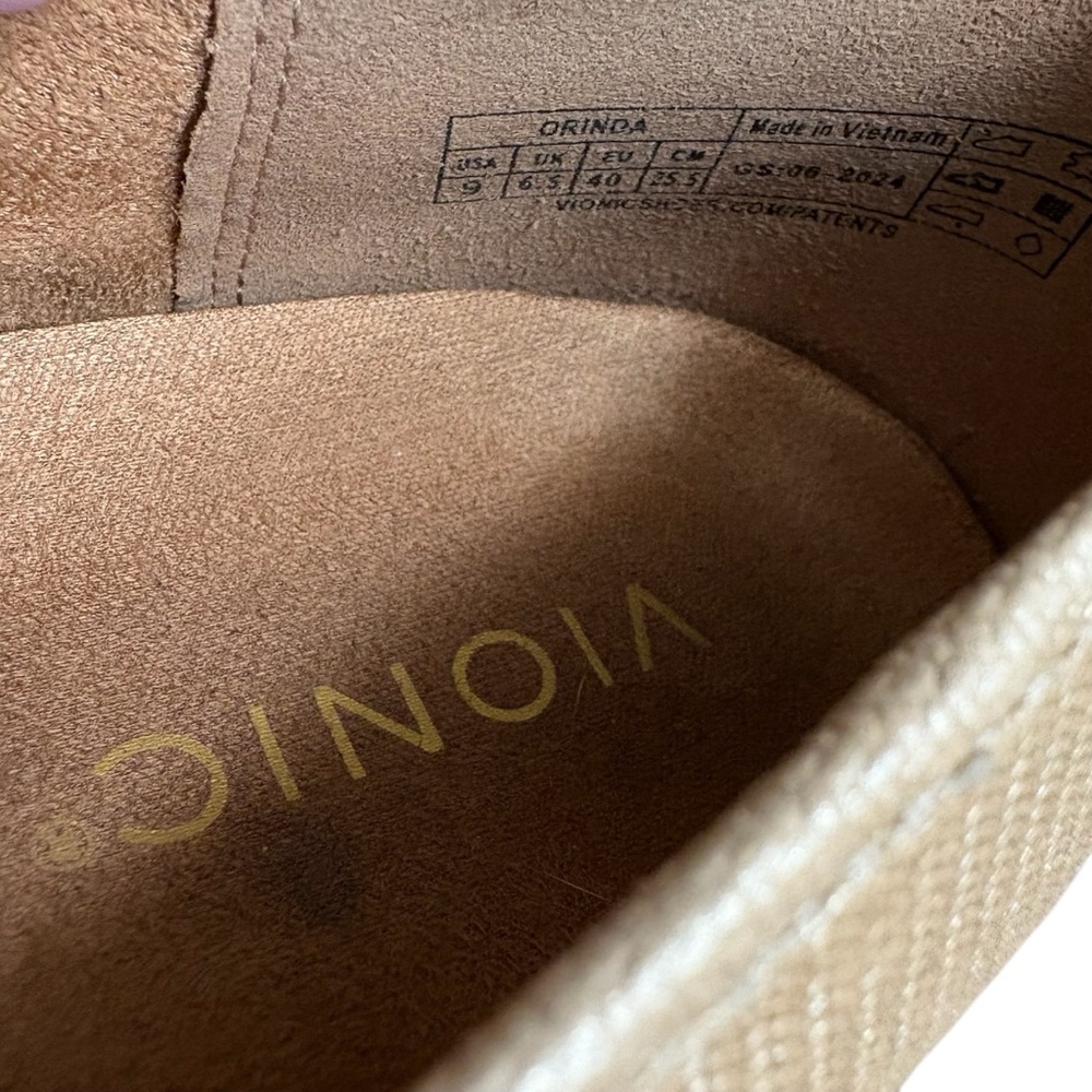 VIONIC Orinda Square Toe Leather Orthotic Ballet Flats in Gold Shimmer Size 9 - Picture 9 of 10